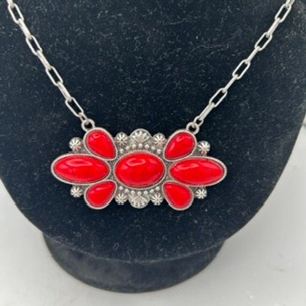 Western Red Cabochon Statement Necklace Silver Tone Link Chain 18 Inch